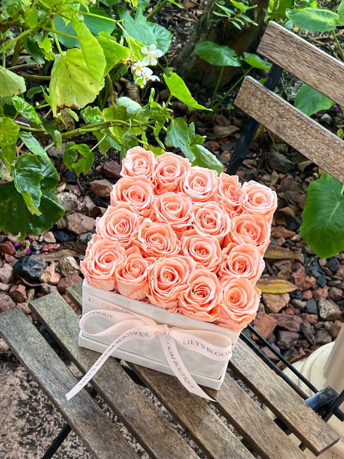 Champagne Petal Box