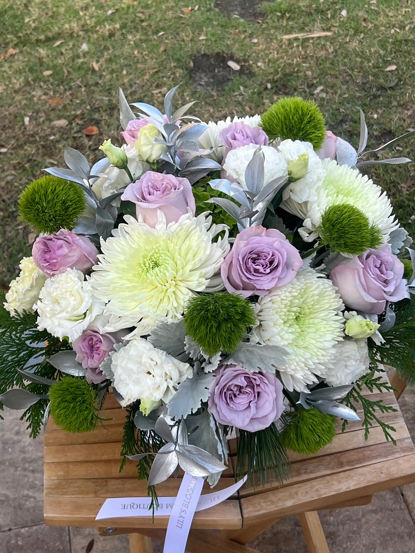 Winter Spirit Flowers Arrangement
