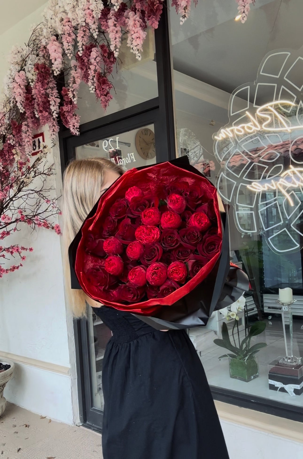 Deep Love Garden Roses - Lily's Bloom Boutique