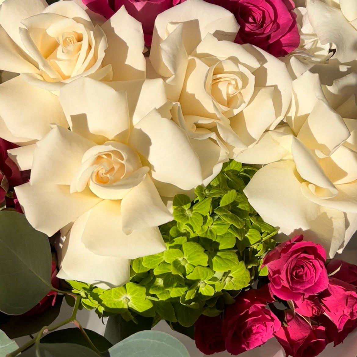 Vanilla Raspberry Bouquet - Lily's Bloom Boutique