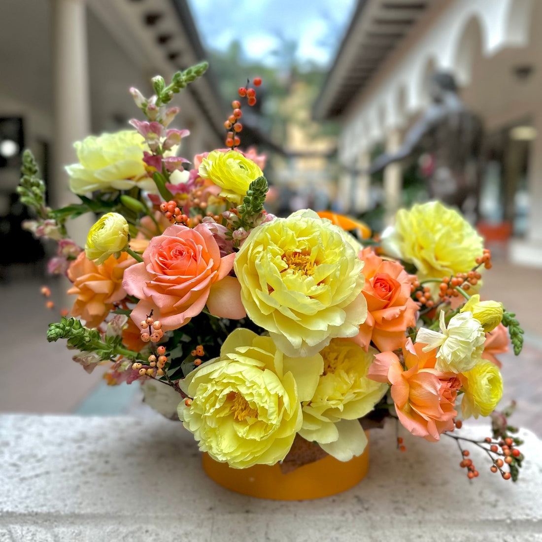 Embrace the Beauty of Autumn with Exquisite Fall Flowers from Lily's Bloom Boutique - Lily's Bloom Boutique
