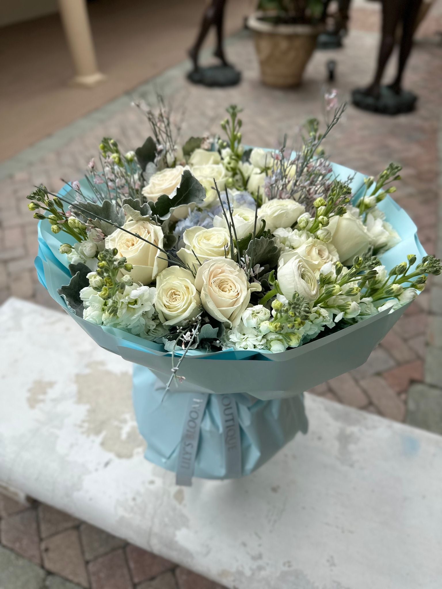 lily flower boutique Gentle Surprise