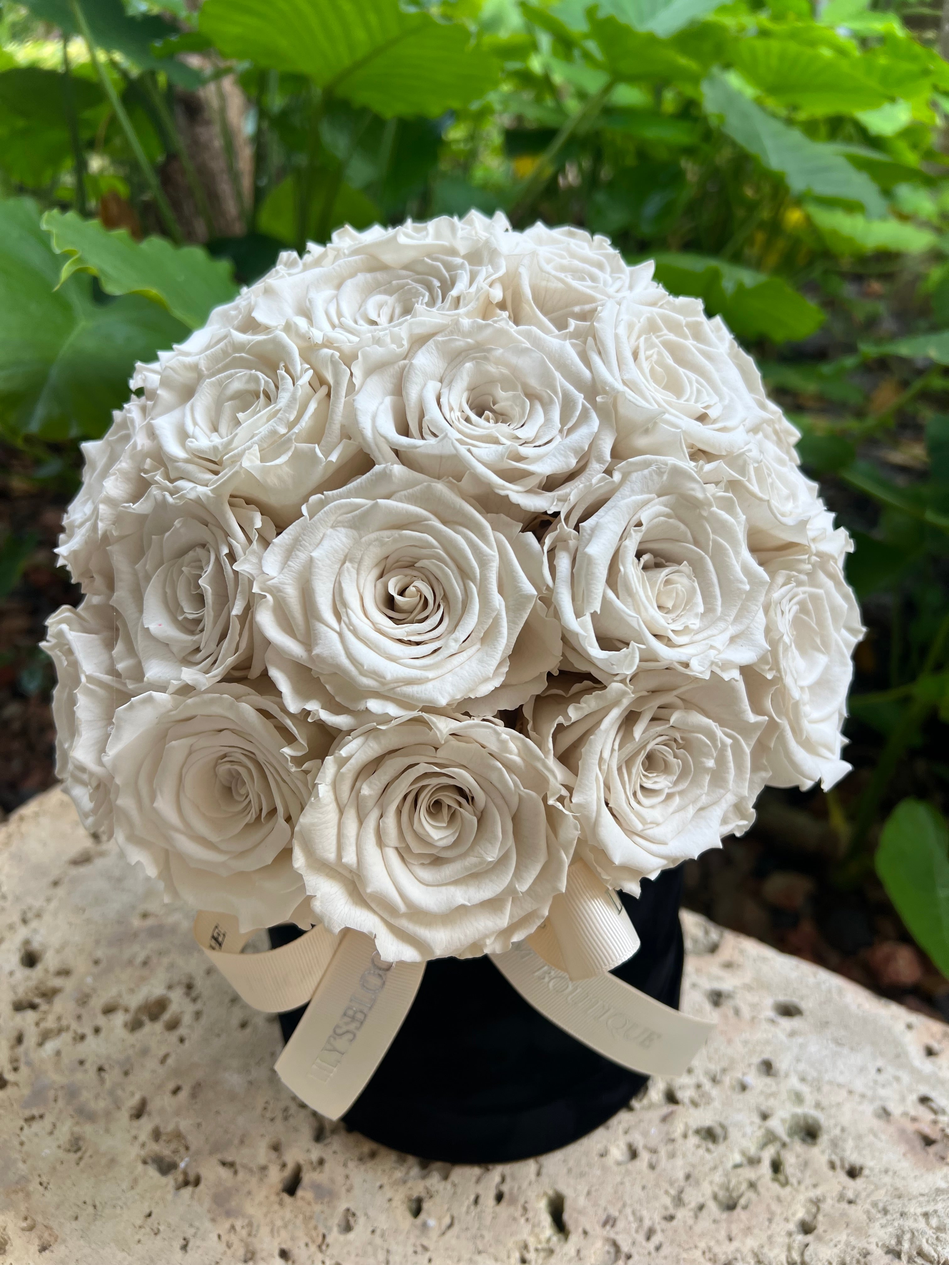 Fleur de Temps Velvet Box