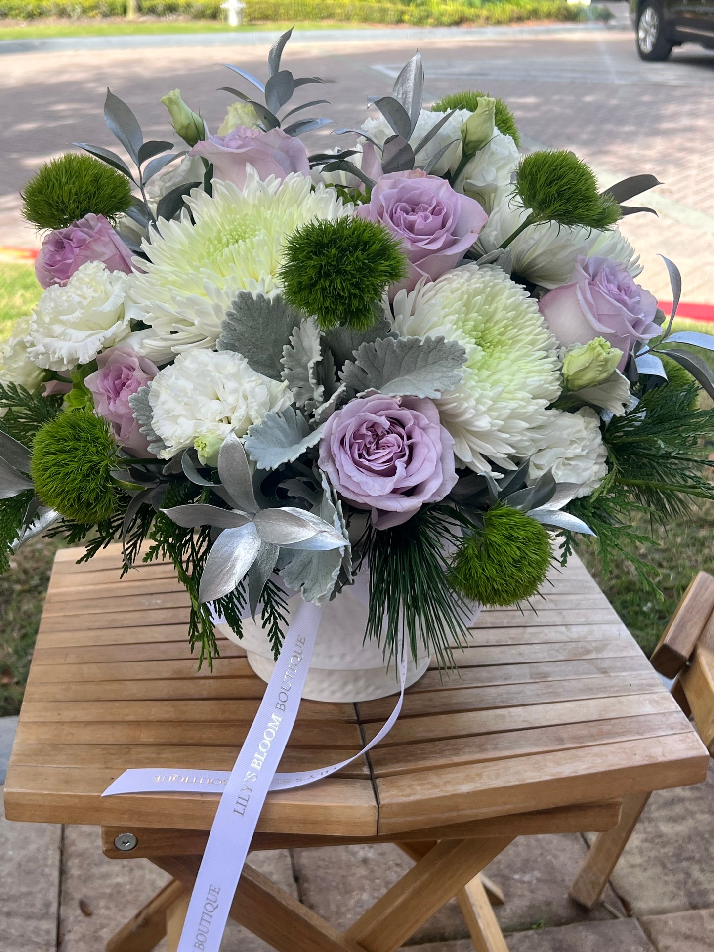 Winter Spirit Flowers Arrangement