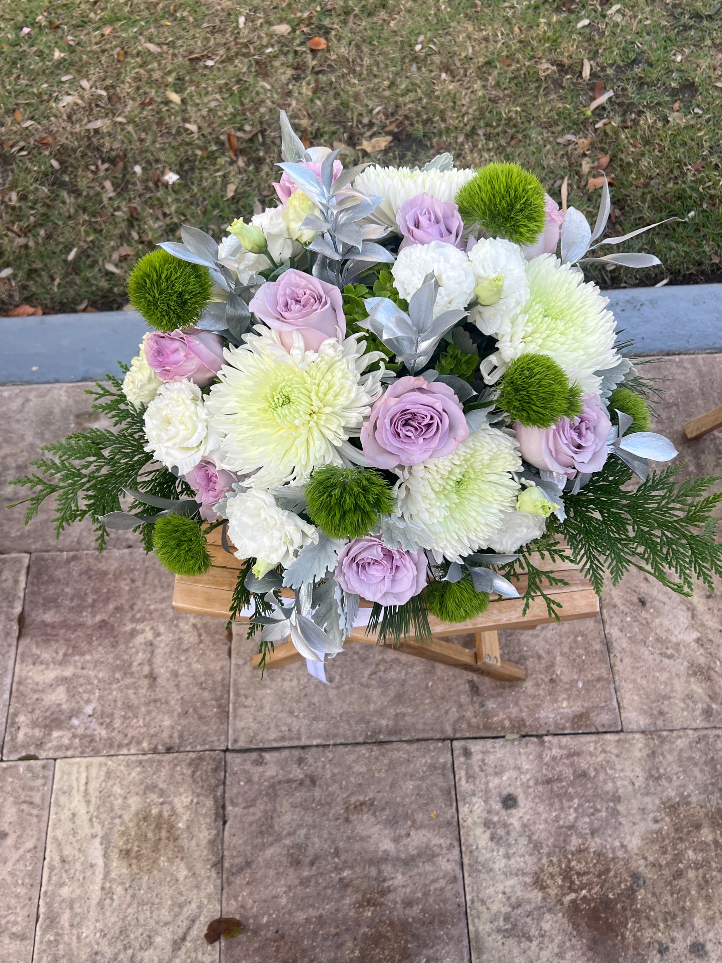 Winter Spirit Flowers Arrangement