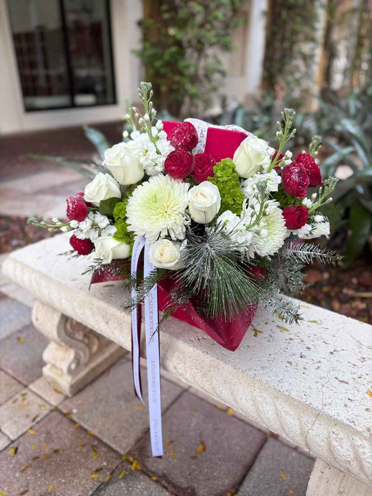 Magic Note Christmas Flowers Arrangement