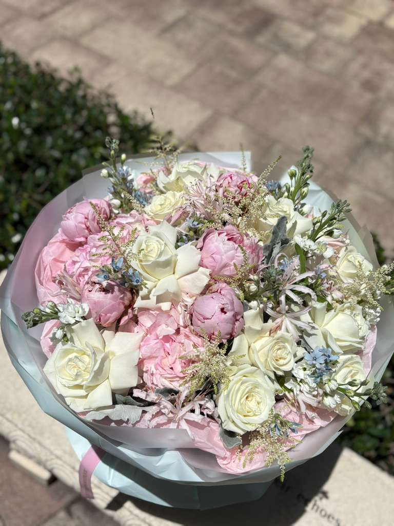 Ivory Blush Garden