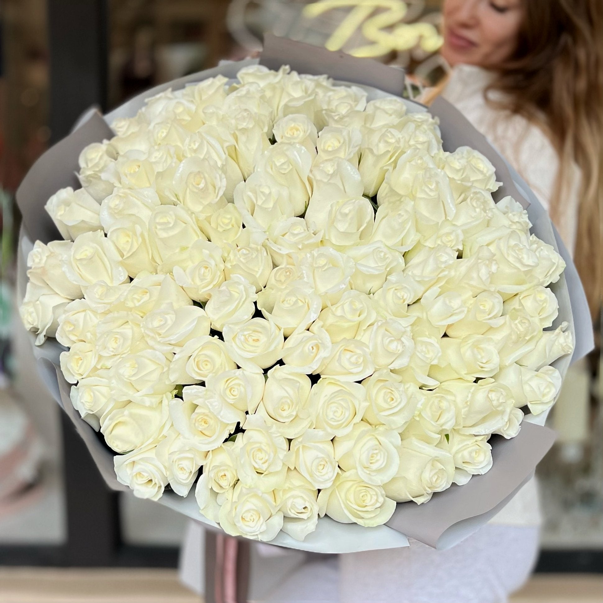 100 White Roses - Lily's Bloom Boutique
