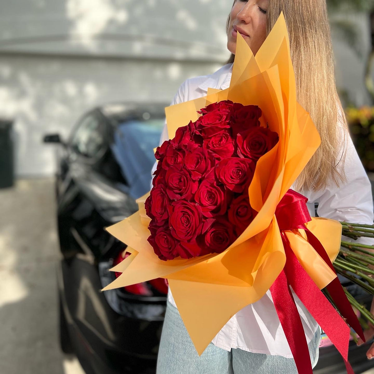 Hand Picked Roses Best and Fresh Handpicked Red Roses – Lily's Bloom Boutique
